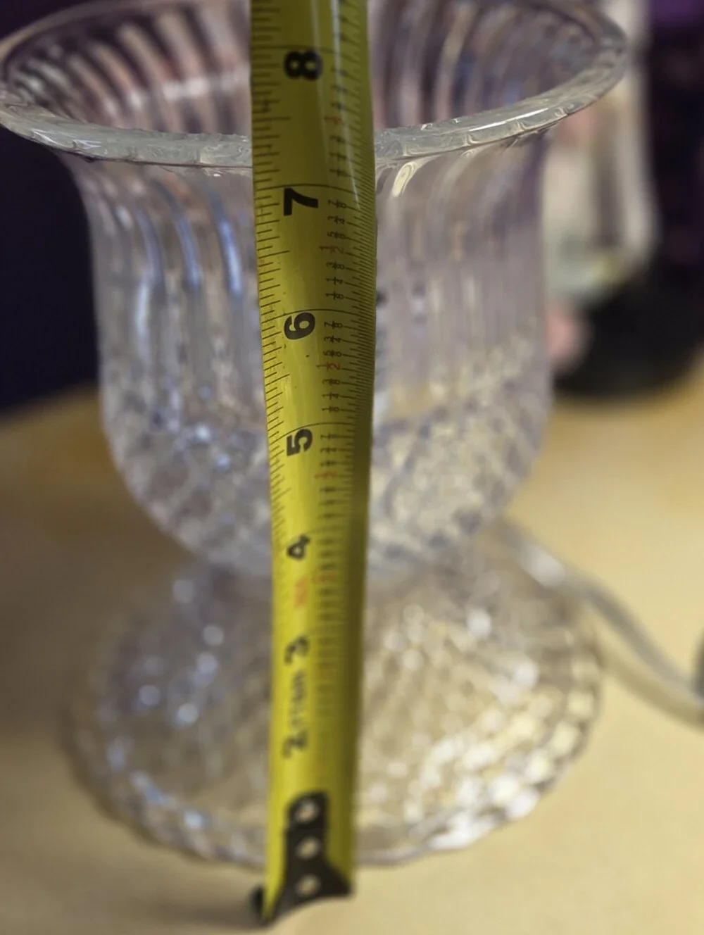 Clear Glass Decorative Urn Lamp - Elegant Crystal-Style Home Accent